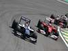 GP Brasile, Gara, Nico Hulkenberg (GER), Williams, FW32 e Fernando Alonso (ESP), Ferrari, F10 