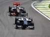 GP Brasile, Gara, Nico Hulkenberg (GER), Williams, FW32 e Lewis Hamilton (GBR), McLaren  Mercedes, MP4-25 