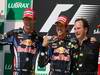 GP Brasile, Gara, Sebastian Vettel (GER), Red Bull Racing, RB6 vincitore, Mark Webber (AUS), Red Bull Racing, RB6 secondo e Christian Horner (GBR), Red Bull Racing, Sporting Director 