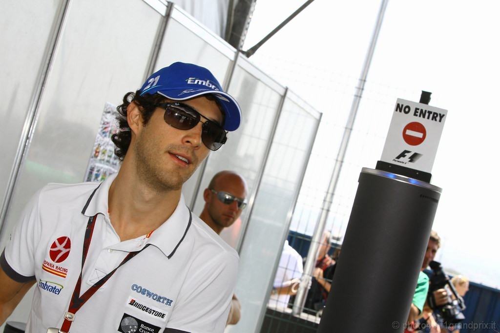 GP Brasile, Giovedi', Bruno Senna (BRA), Hispania Racing F1 Team (HRT), F110 