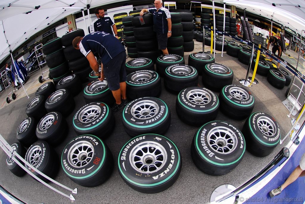 GP Brasile, Giovedi', Tyres Bridgestone