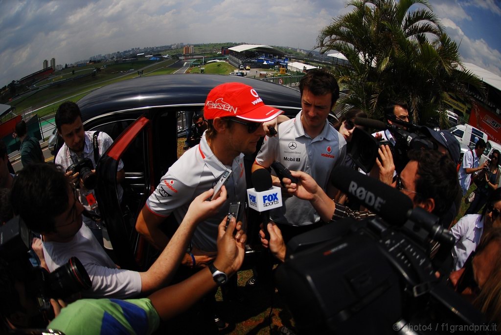 GP Brasile, Giovedi', Jenson Button (GBR), McLaren  Mercedes, MP4-25 