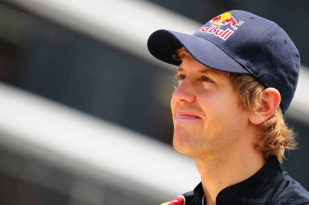 GP Brasile, Giovedi', Sebastian Vettel (GER), Red Bull Racing, RB6 