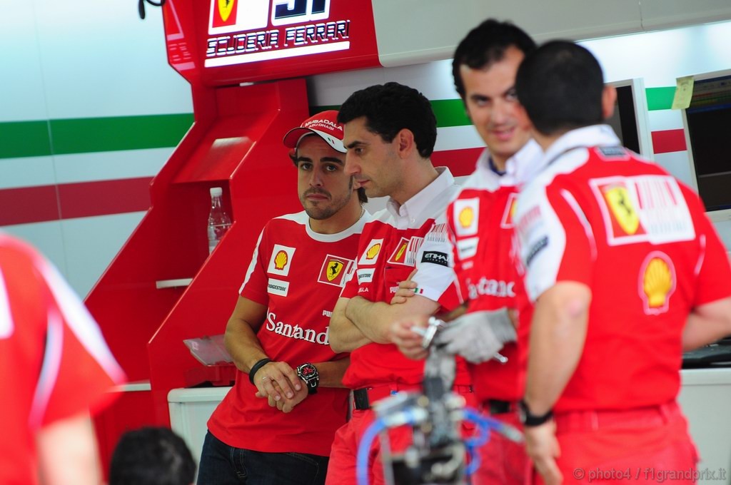 GP Brasile, Giovedi', Fernando Alonso (ESP), Ferrari, F10 
