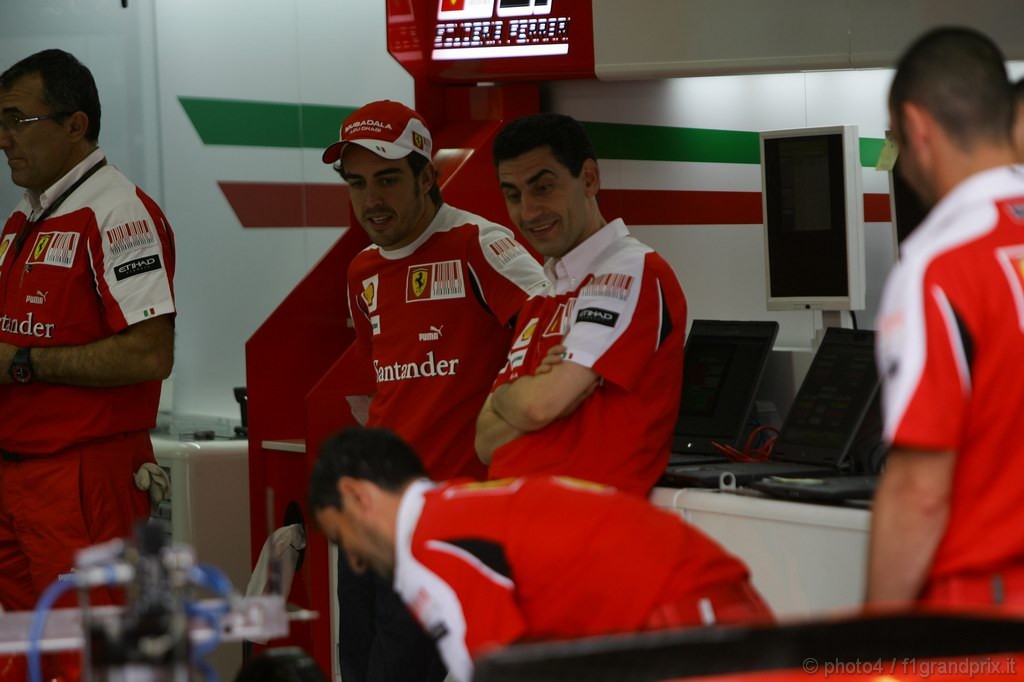 GP Brasile, Giovedi', Fernando Alonso (ESP), Ferrari, F10 