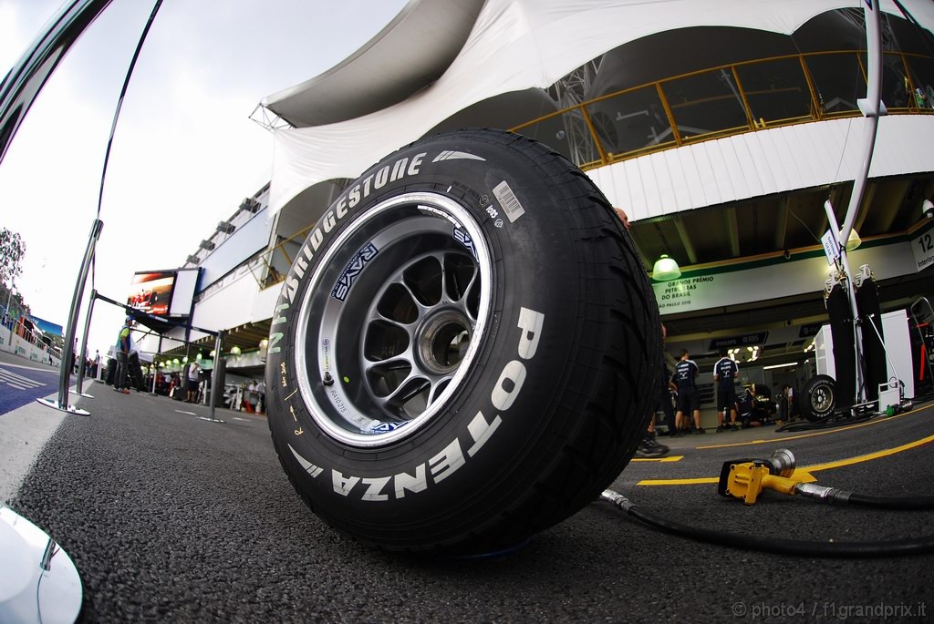 GP Brasile, Giovedi', Tyres Bridgestone 