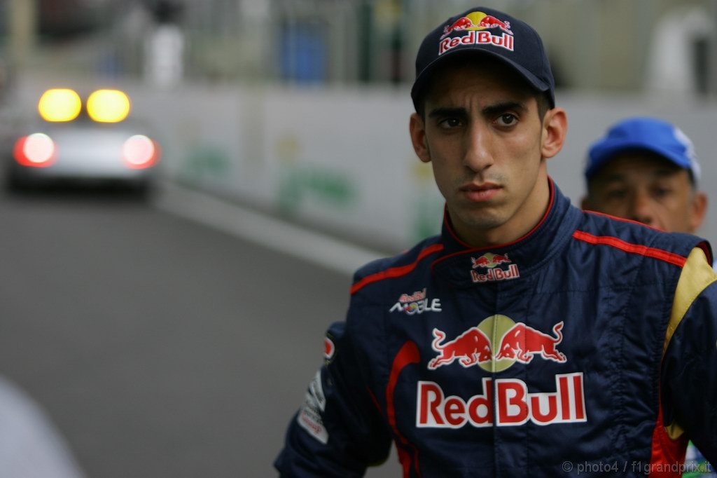 GP Brasile, Giovedi', Sébastien Buemi (SUI), Scuderia Toro Rosso, STR5 