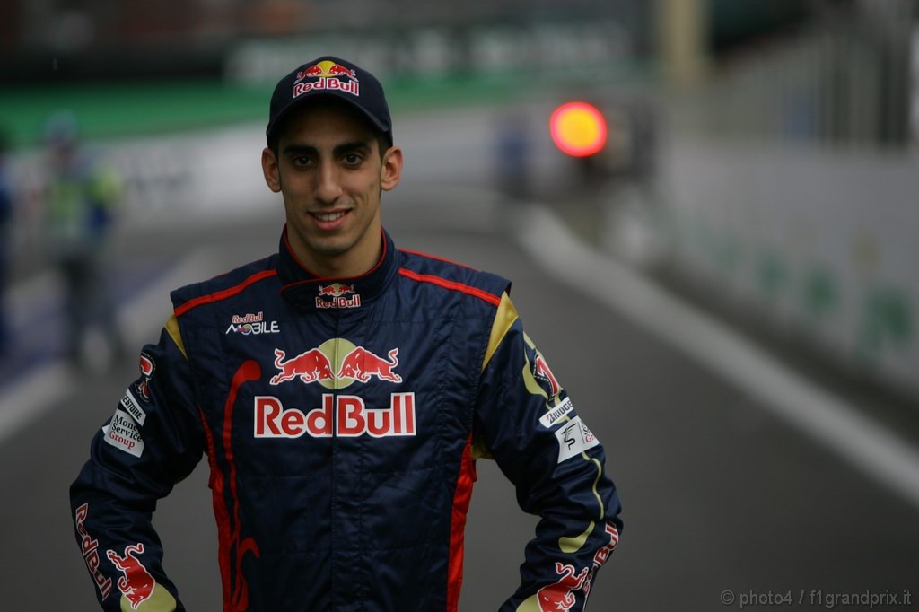 GP Brasile, Giovedi', Sébastien Buemi (SUI), Scuderia Toro Rosso, STR5 