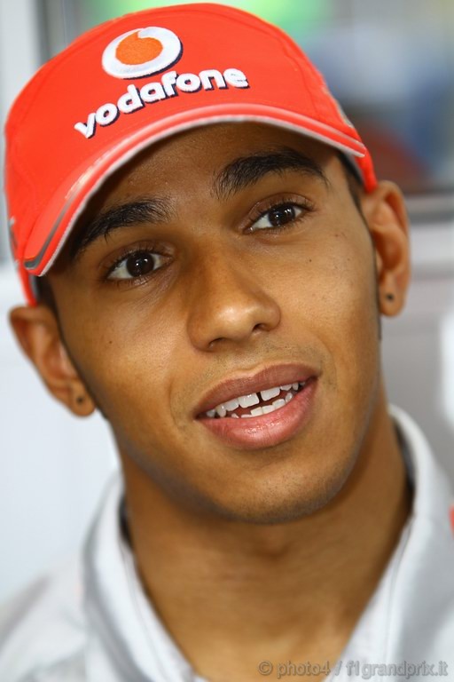GP Brasile, Giovedi', Lewis Hamilton (GBR), McLaren  Mercedes, MP4-25 