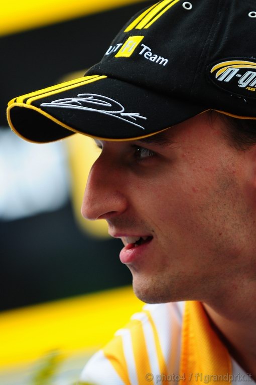 GP Brasile, Giovedi', Robert Kubica (POL), Renault F1 Team, R30 