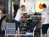 GP Brasile, Giovedi', meccanici Mclaren Mercedes work on the car