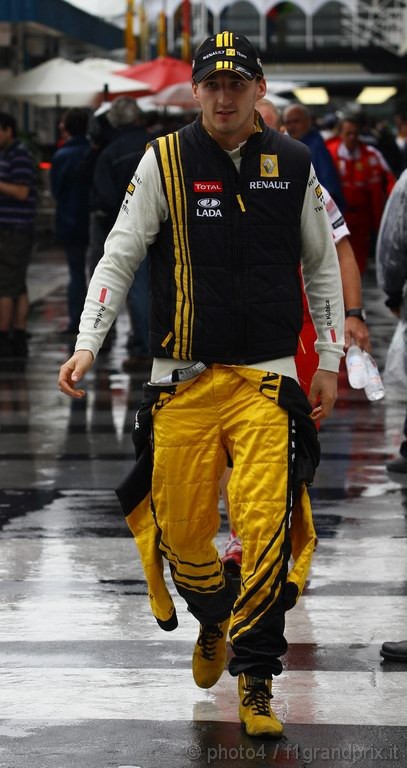 GP Brasile, Saturday, Robert Kubica (POL), Renault F1 Team, R30 