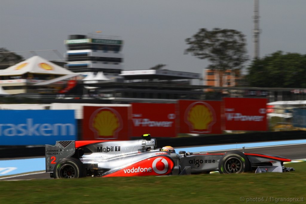 GP Brasile, Prove Libere 1, Venerdi', Lewis Hamilton (GBR), McLaren  Mercedes, MP4-25 