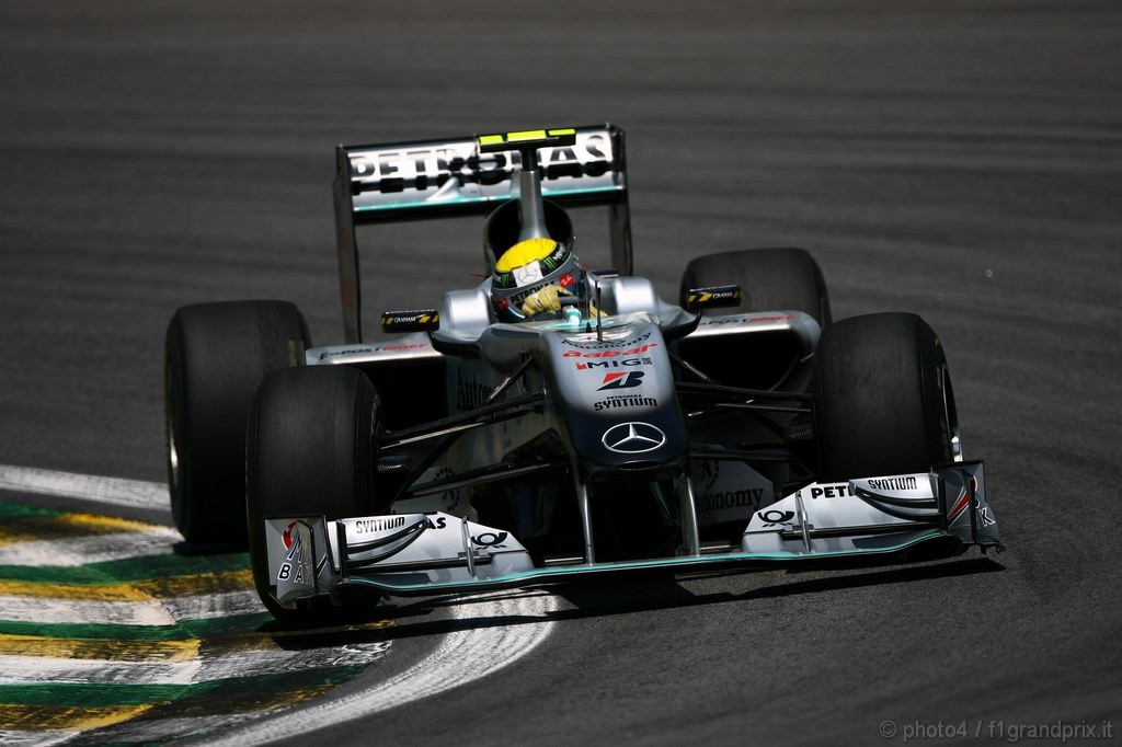 GP Brasile, Prove Libere 1, Venerdi', Nico Rosberg (GER), Mercedes GP F1 Team, MGP W01 