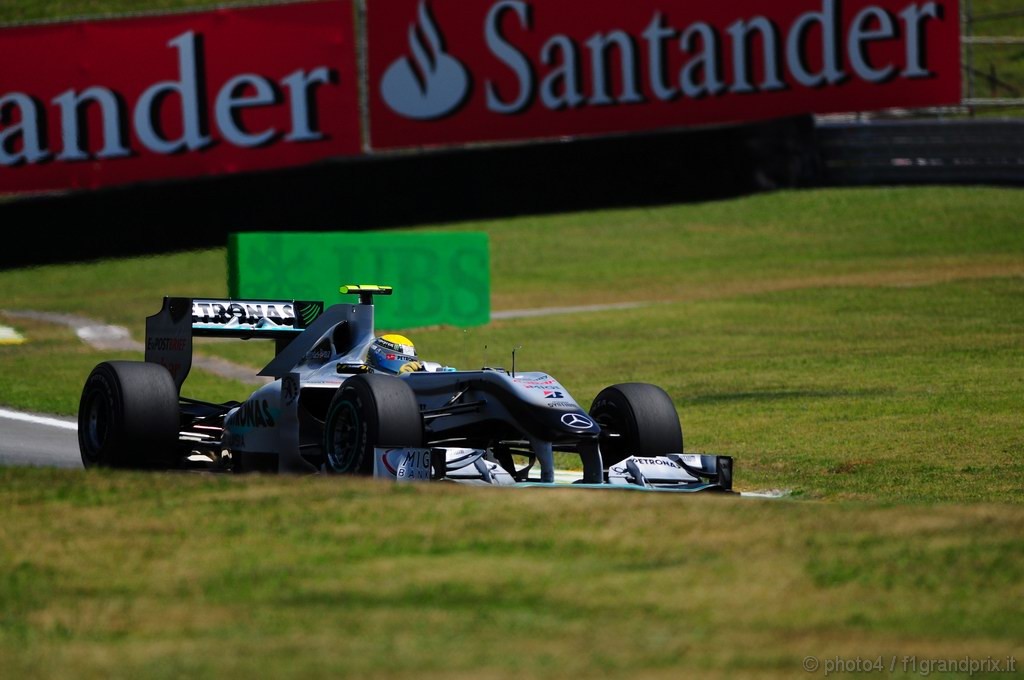 GP Brasile, Prove Libere 1, Venerdi', Nico Rosberg (GER), Mercedes GP F1 Team, MGP W01 