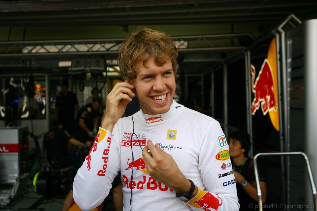 GP Brasile, Prove Libere 1, Venerdi', Sebastian Vettel (GER), Red Bull Racing, RB6 