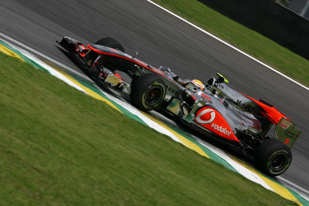 GP Brasile, Prove Libere 2, Venerdi', Lewis Hamilton (GBR), McLaren  Mercedes, MP4-25 