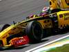 GP Brasile, Prove Libere 1, Venerdi', Vitaly Petrov (RUS), Renault F1 Team, R30 