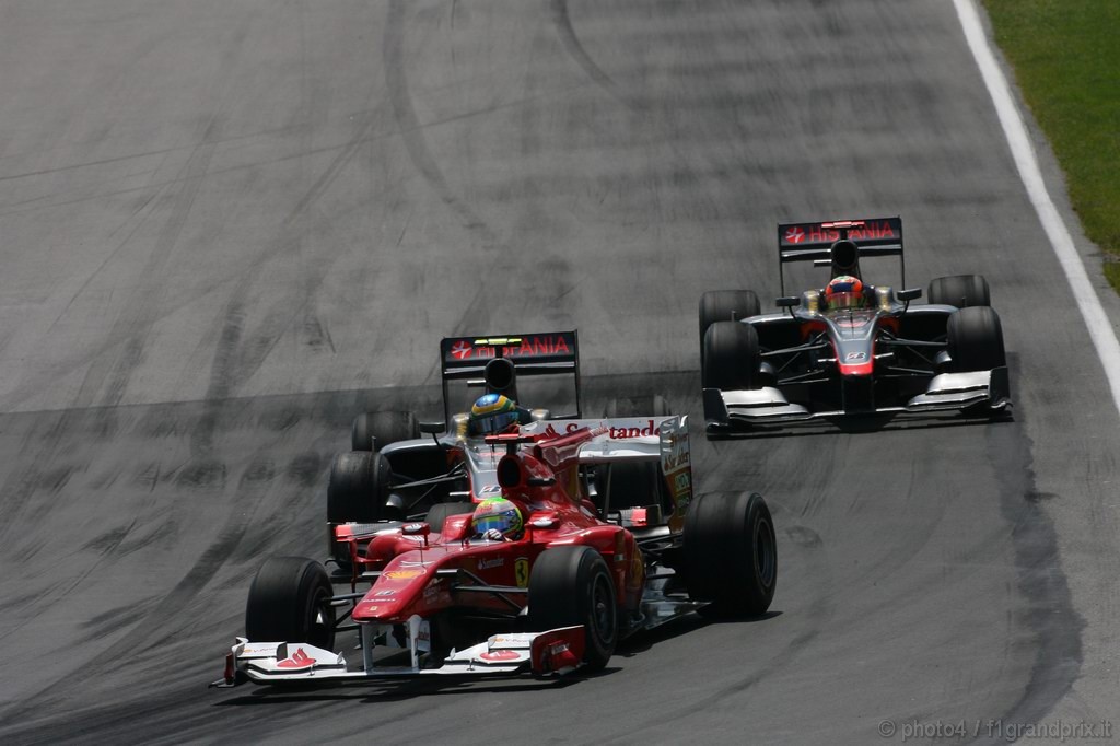 GP Canada, Gara, Felipe Massa (BRA), Ferrari, F10 davanti a Bruno Senna (BRA), Hispania Racing F1 Team (HRT), F110 