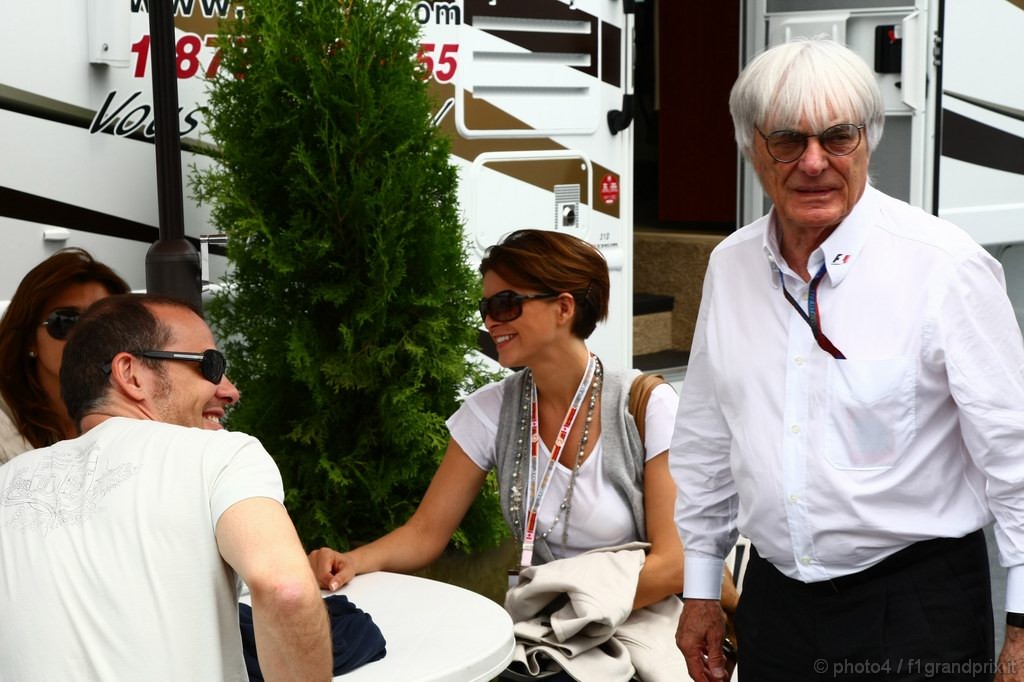 GP Canada, Qualifiche, Jacques Villeneuve (CAN) e Bernie Ecclestone (GBR), President e CEO of Formula One Management  