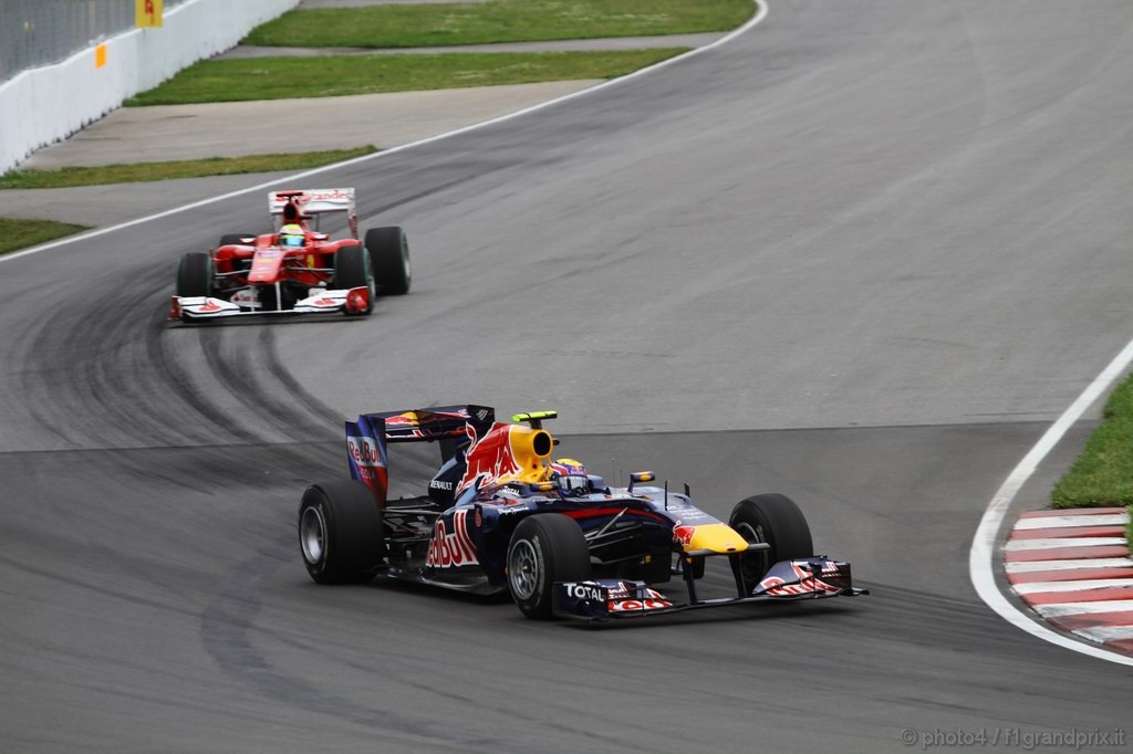 GP Canada, Qualifiche, Mark Webber (AUS), Red Bull Racing, RB6 davanti a Felipe Massa (BRA), Ferrari, F10 