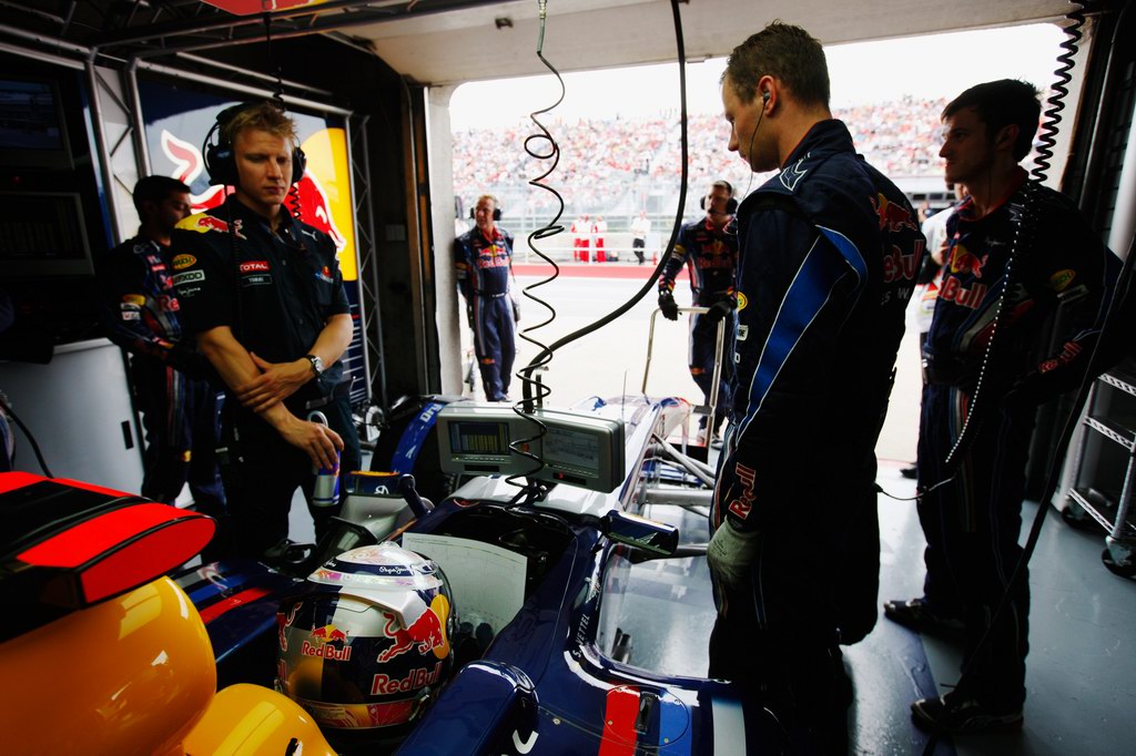 GP Canada, during qualifying for the Canadian Formula One Grand Prix at the Circuit Gilles Villeneuve on June 12, 2010 in Montreal, Canada.