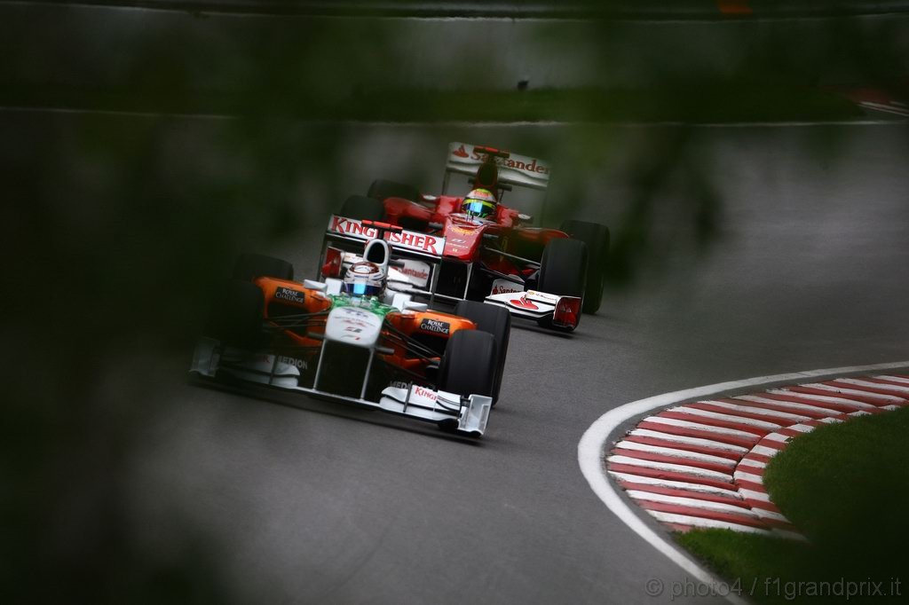 GP Canada, Prove Libere 2, Venerdi', Adrian Sutil (GER), Force India F1 Team, VJM03 davanti a Felipe Massa (BRA), Ferrari, F10 