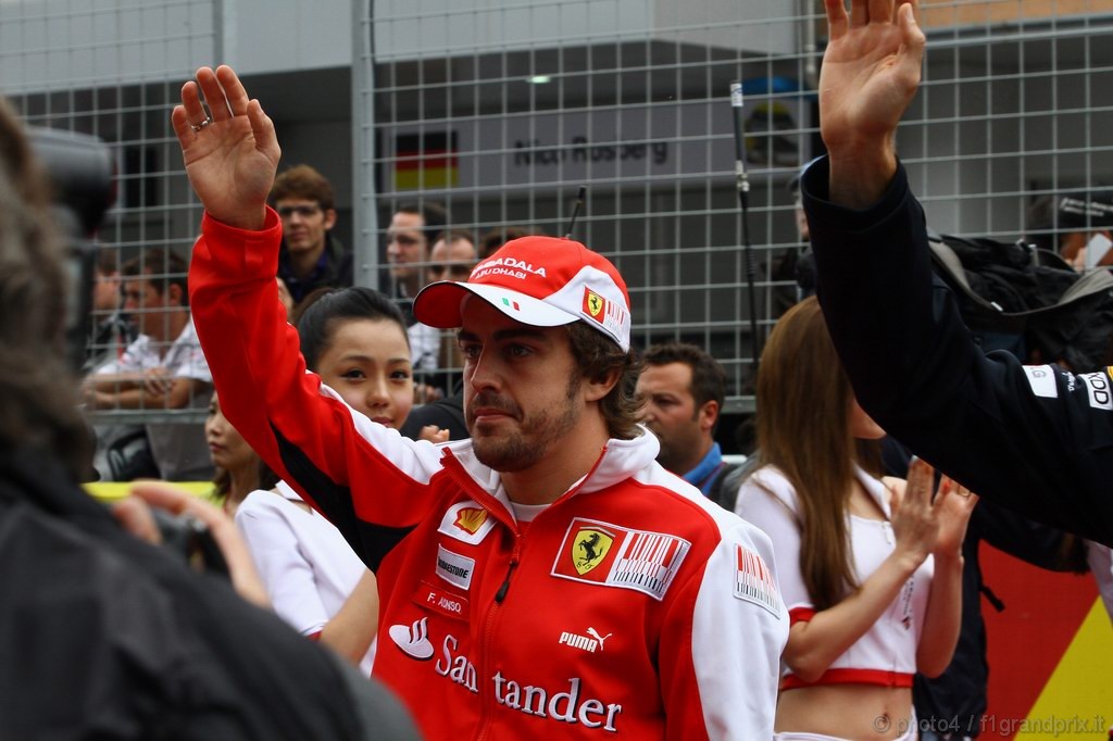 GP Corea, Domenica, Fernando Alonso (ESP), Ferrari, F10 at drivers parade  
