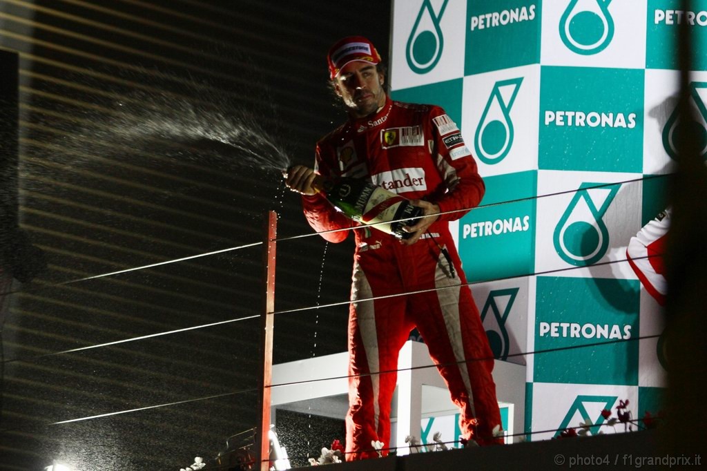 GP Corea, Gara, Fernando Alonso (ESP), Ferrari, F10 vincitore 