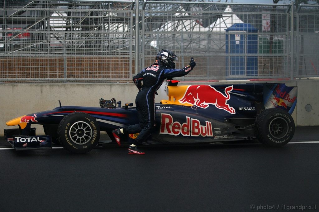 GP Corea, Gara, Sebastian Vettel (GER), Red Bull Racing, RB6 retires from the race 