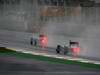 GP Corea, Gara, Lewis Hamilton (GBR), McLaren  Mercedes, MP4-25 e Nico Rosberg (GER), Mercedes GP F1 Team, MGP W01 