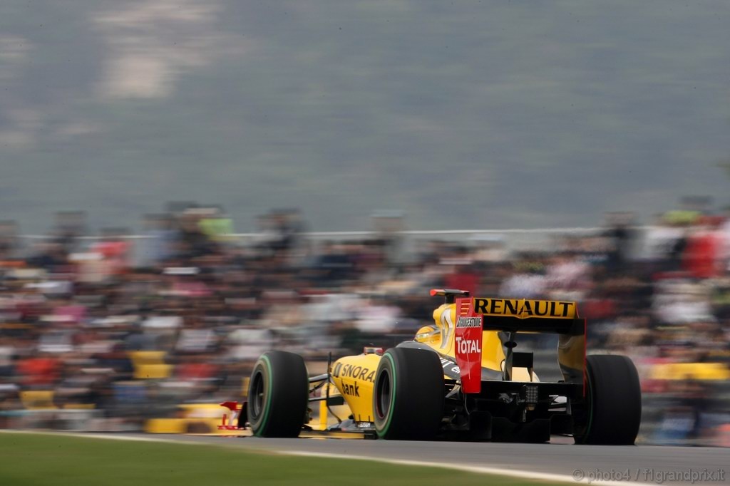 GP Corea, Prove Libere 3, Sabato, Robert Kubica (POL), Renault F1 Team, R30 