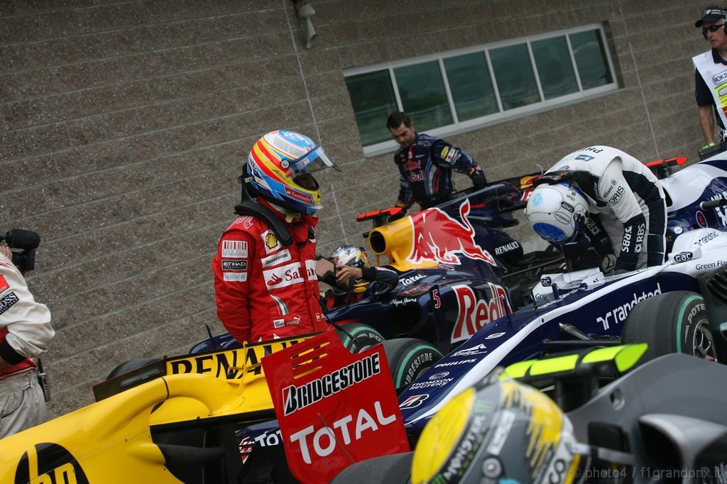 GP Corea, Qualifiche, Fernando Alonso (ESP), Ferrari, F10 e Rubens Barrichello (BRA), Williams, FW32 