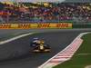 GP Corea, Prove Libere 3, Sabato, Robert Kubica (POL), Renault F1 Team, R30 davanti a Nico Hulkenberg (GER), Williams, FW32 