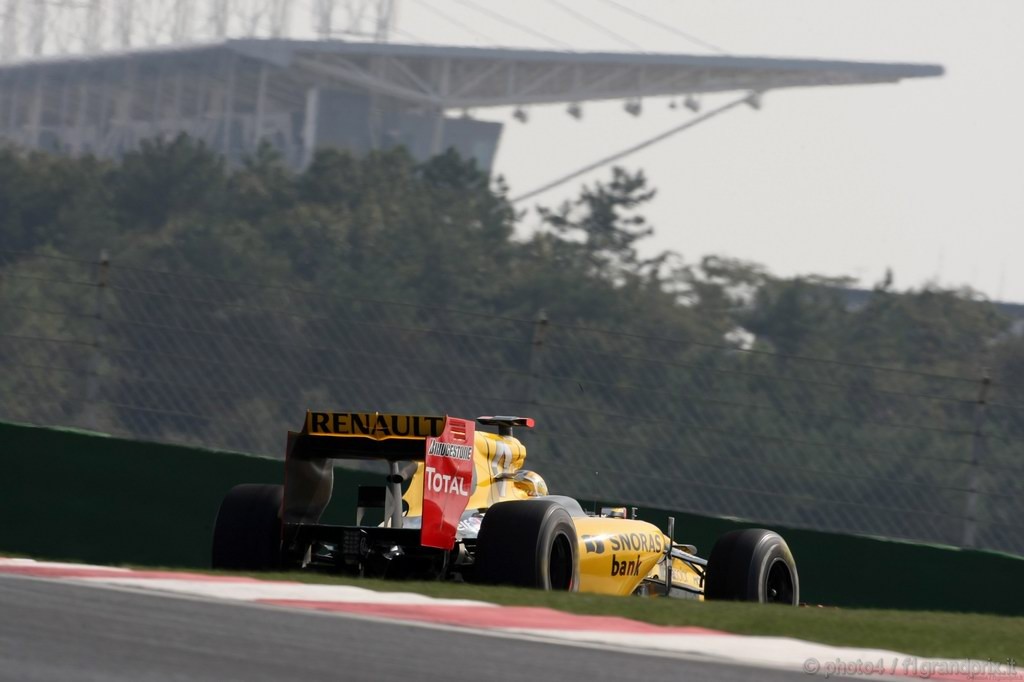 GP Corea, Prove Libere 1, Venerdi', Robert Kubica (POL), Renault F1 Team, R30