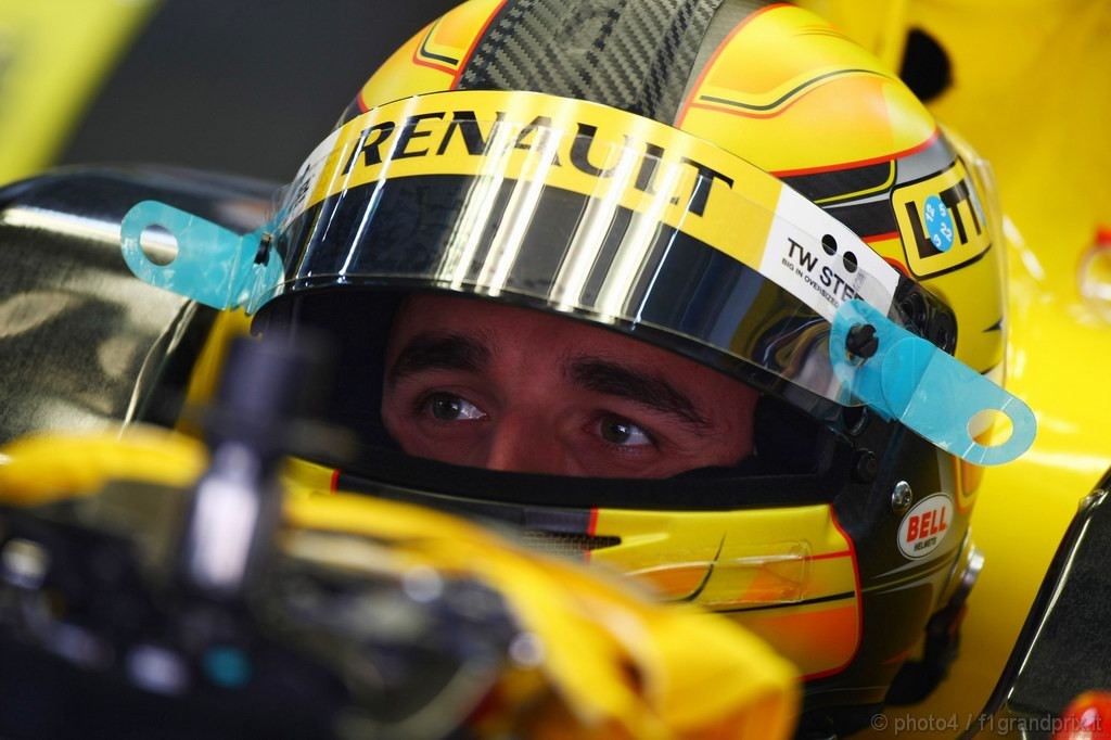 GP Corea, Prove Libere 1, Venerdi', Robert Kubica (POL), Renault F1 Team, R30