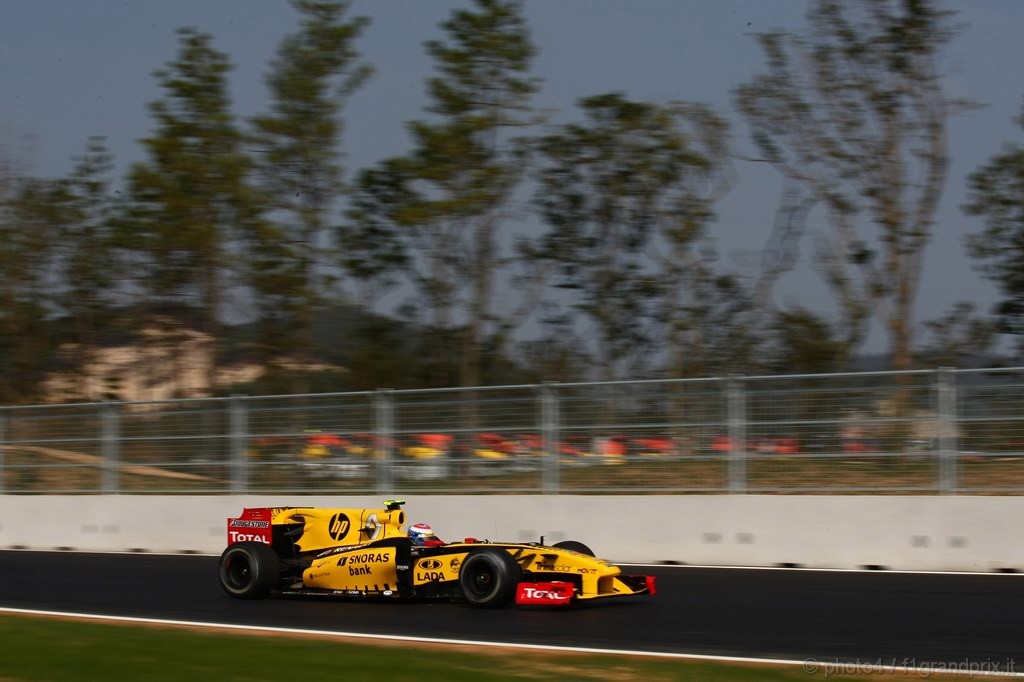 GP Corea, Prove Libere 1, Venerdi', Vitaly Petrov (RUS), Renault F1 Team, R30