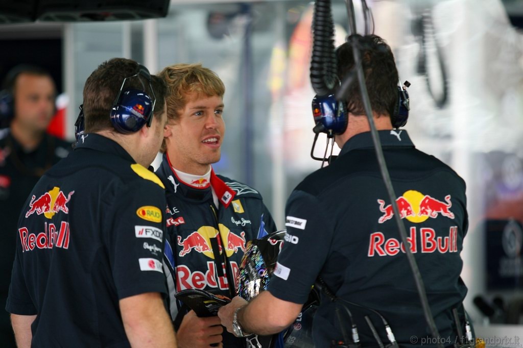 GP Corea, Prove Libere 1, Venerdi', Sebastian Vettel (GER), Red Bull Racing, RB6