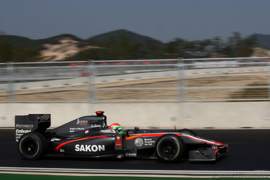 GP Corea, Prove Libere 1, Venerdi', Sakon Yamamoto (JPN), Hispania Racing F1 Team (HRT), F110