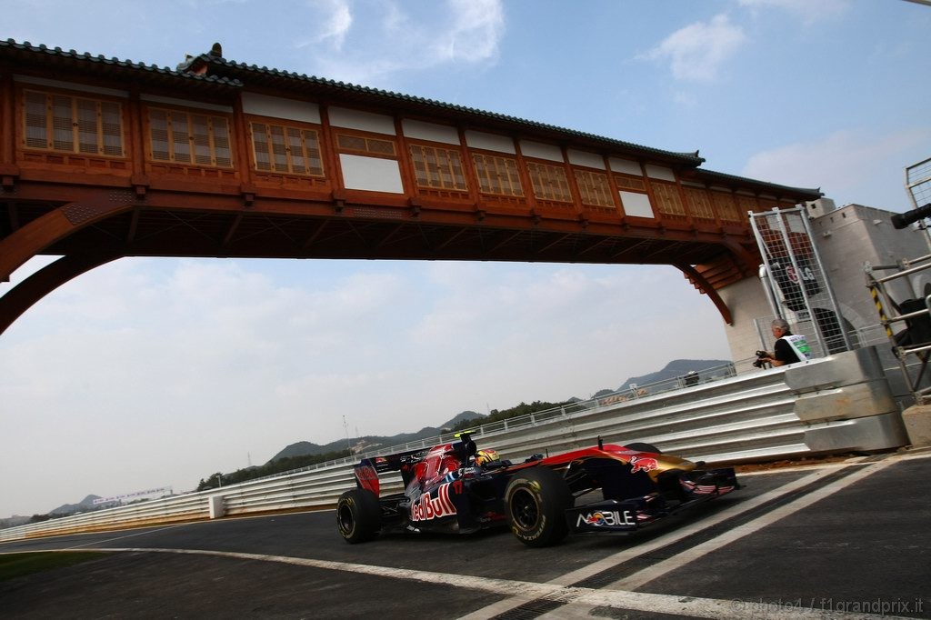 GP Corea, Prove Libere 2, Venerdi', Jaime Alguersuari (SPA), Scuderia Toro Rosso, STR5 