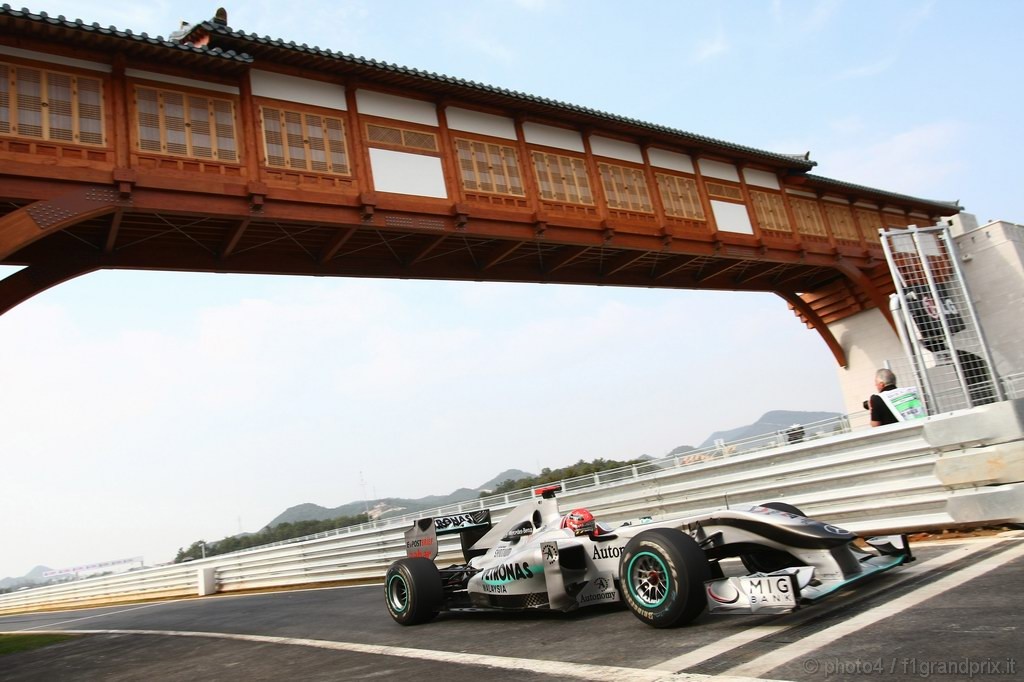 GP Corea, Prove Libere 2, Venerdi', Michael Schumacher (GER), Mercedes GP  F1 Team, MGP W01 