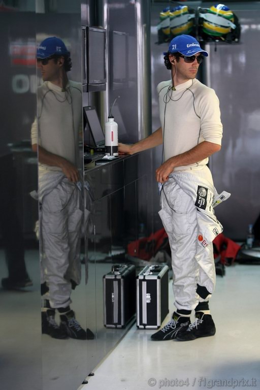 GP Corea, Prove Libere 2, Venerdi', Bruno Senna (BRA), Hispania Racing F1 Team (HRT), F110 