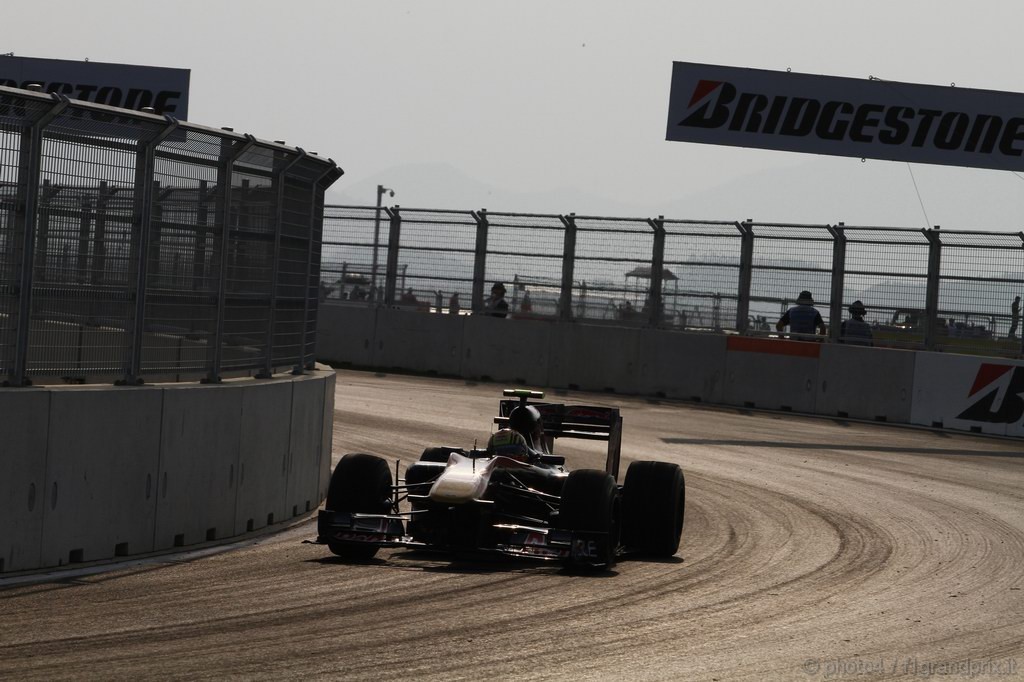 GP Corea, Prove Libere 2, Venerdi', Sebastian Vettel (GER), Red Bull Racing, RB6 