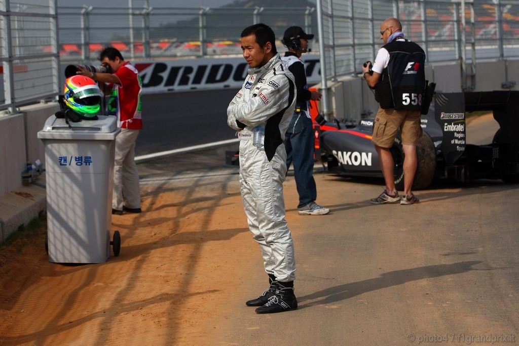 GP Corea, Prove Libere 2, Venerdi', Sakon Yamamoto (JPN), Hispania Racing F1 Team (HRT), F110 retires from the practice