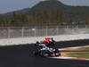 GP Corea, Prove Libere 1, Venerdi', Rubens Barrichello (BRA), Williams, FW32 davanti a Jerome D'Ambrosio (BEL), Test Driver
Virgin Racing, VR-01  