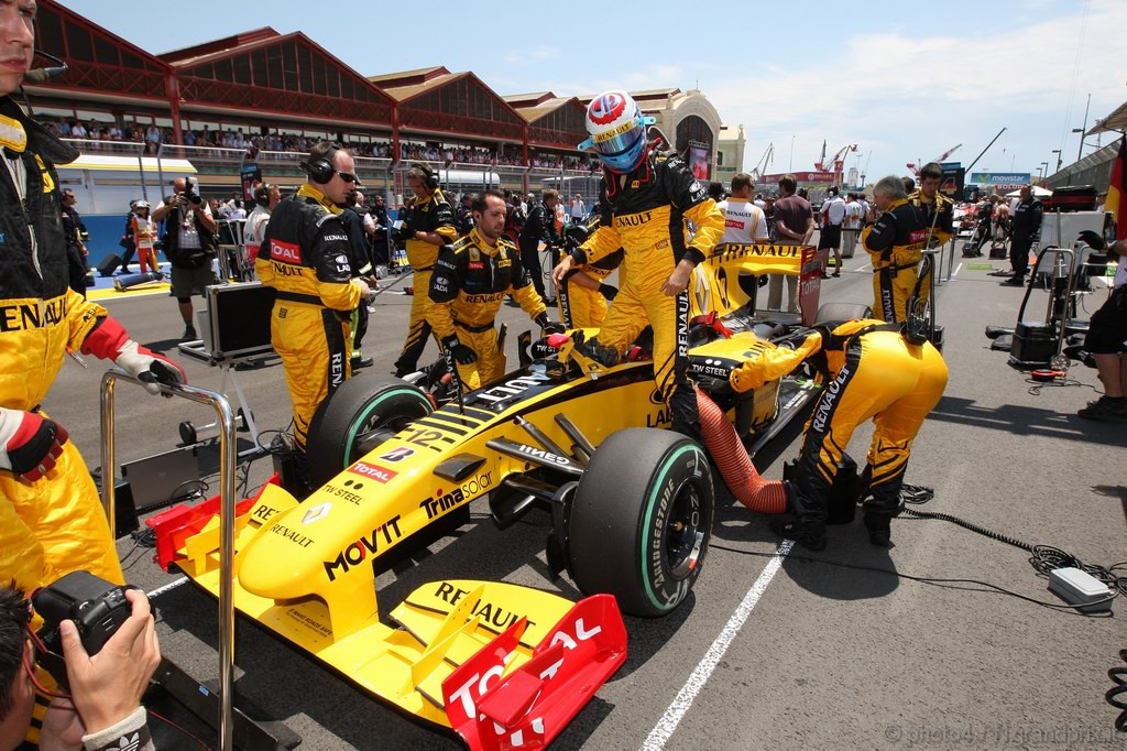 GP Europa, Gara, Vitaly Petrov (RUS), Renault F1 Team, R30 