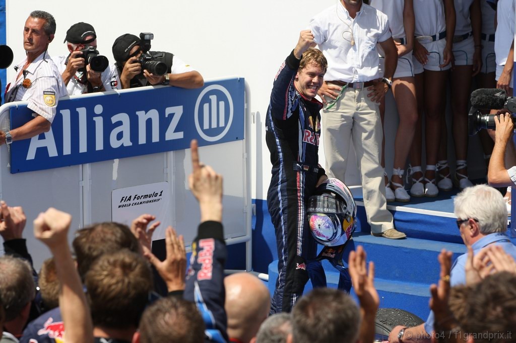 GP Europa, Gara, Sebastian Vettel (GER), Red Bull Racing, RB6 vincitore 