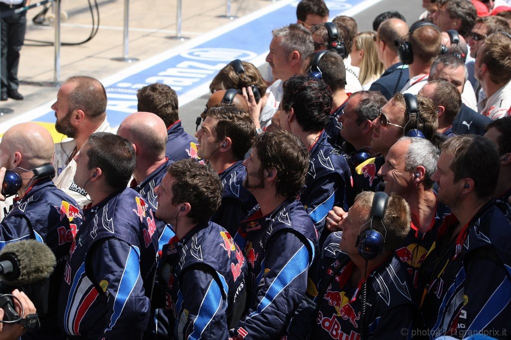 GP Europa, Gara, Red Bull Team