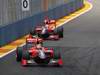 GP Europa, Gara, Lucas Di Grassi (BRA), Virgin Racing, VR-01 davanti a Timo Glock (GER), Virgin Racing, VR-01  