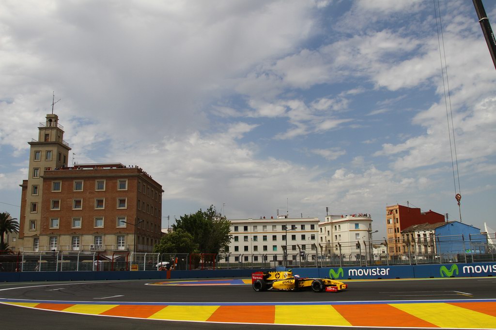 GP Europa, Prove Libere 3, Sabato, Vitaly Petrov (RUS), Renault F1 Team, R30 